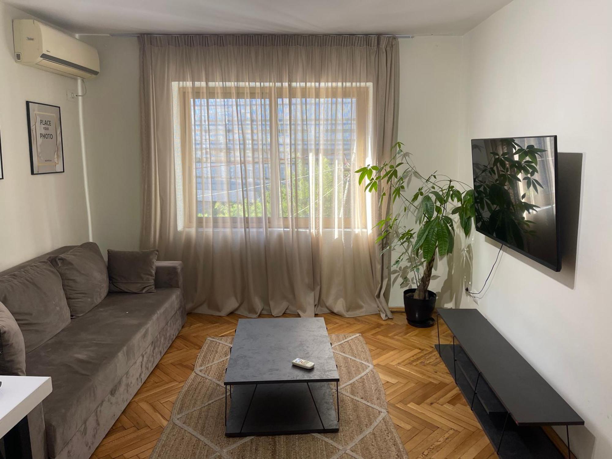 Cozy Apartment, In The Center Of تيرانا المظهر الخارجي الصورة
